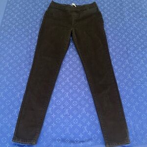 Woman’s Levi’s legging size 14